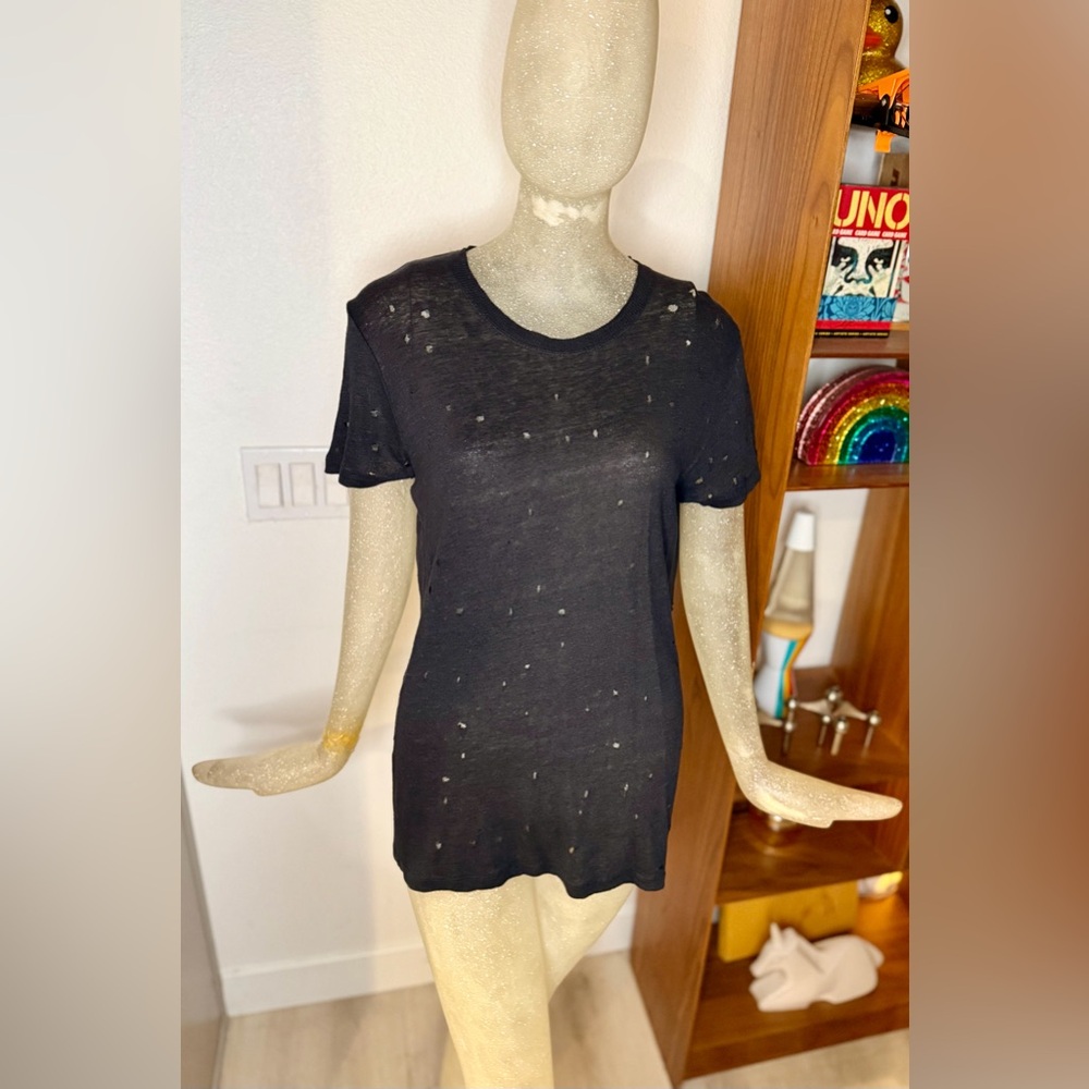 IRO Women's 'Clay' Black Distressed Short Sleeve Linen Tee. Size XSmall